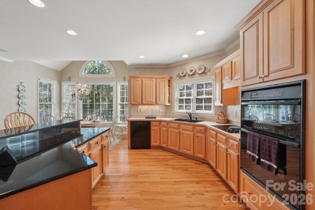 2321 Treymore Lane, Charlotte, NC 28262