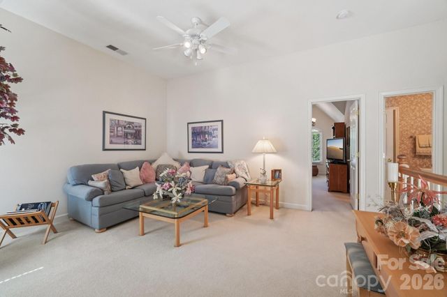 2321 Treymore Lane, Charlotte, NC 28262