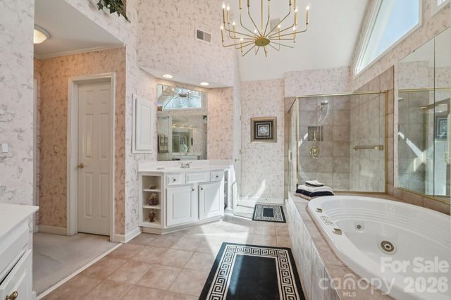 2321 Treymore Lane, Charlotte, NC 28262