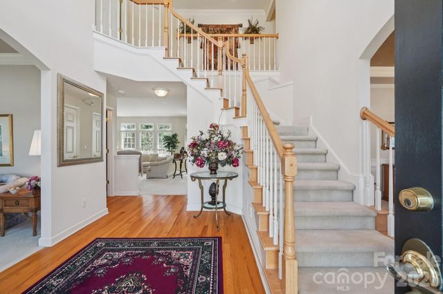 2321 Treymore Lane, Charlotte, NC 28262