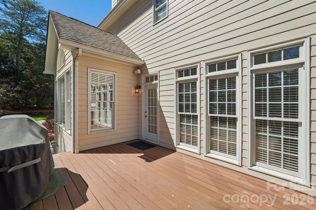 2321 Treymore Lane, Charlotte, NC 28262