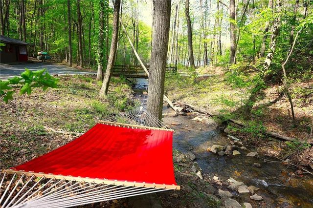 469 N Lake Drive, Ellijay, GA 30536