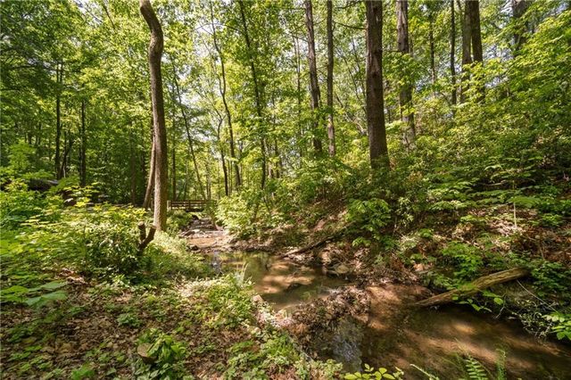 469 N Lake Drive, Ellijay, GA 30536