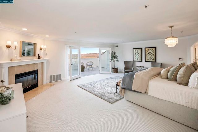 75 Donald Drive, Orinda, CA 94563