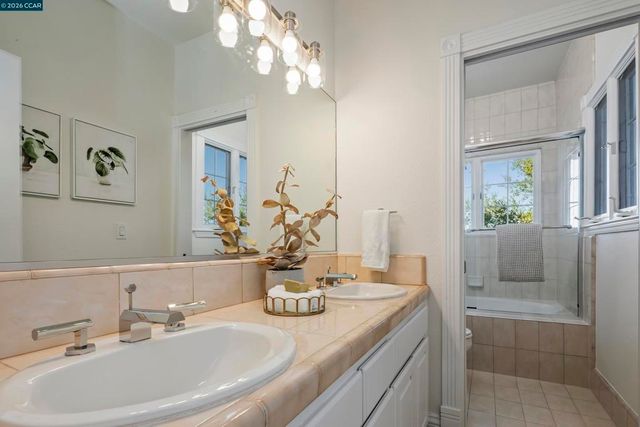 75 Donald Drive, Orinda, CA 94563