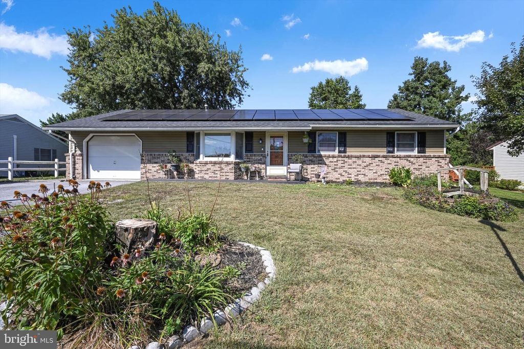 745 MECHANIC ST, Lebanon, PA 17046