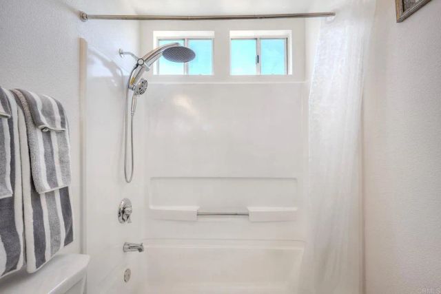 722 Buena Tierra Way 365, Oceanside, CA 92057