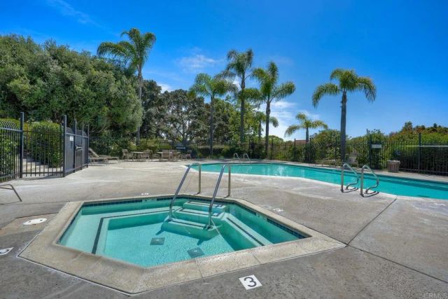 722 Buena Tierra Way 365, Oceanside, CA 92057