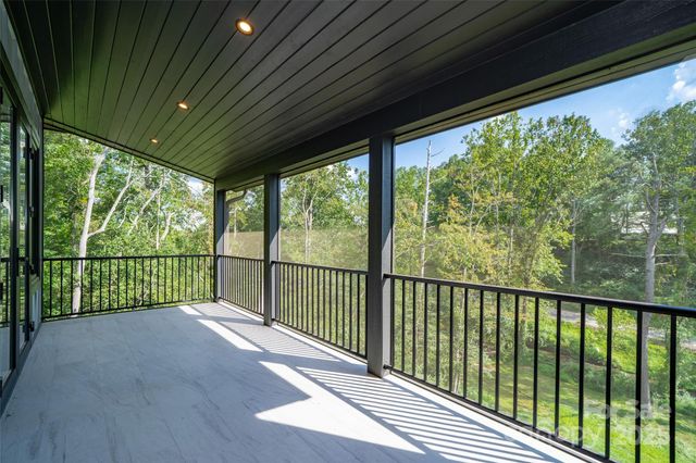 27 George Allen Ridge, Arden, NC 28704