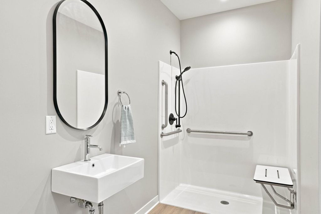 430 N Old Crystal Bay Road 206, Orono, MN 55356 — photo 5