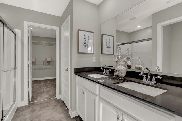 15498 Alperton Road, Fishers, IN 46037