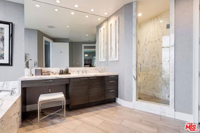 10776 Wilshire Boulevard 1802, Los Angeles, CA 90024