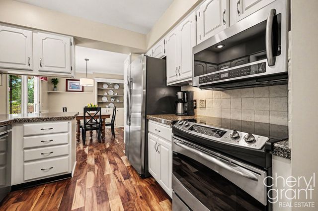 15888 Vinecrest Avenue, Spring Lake Twp, MI 49456