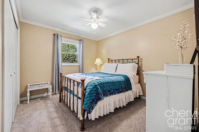 15888 Vinecrest Avenue, Spring Lake Twp, MI 49456