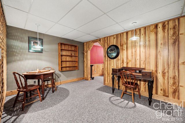 15888 Vinecrest Avenue, Spring Lake Twp, MI 49456