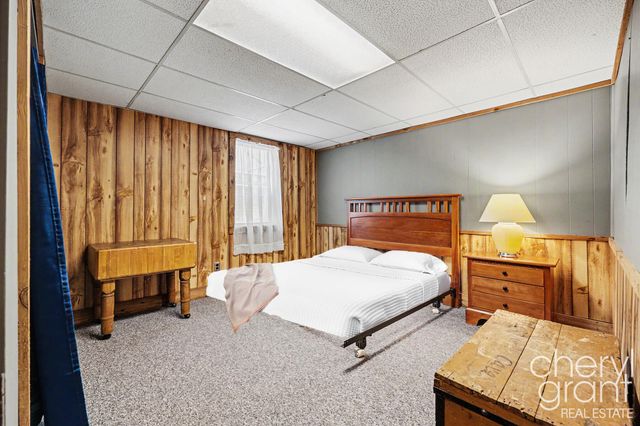 15888 Vinecrest Avenue, Spring Lake Twp, MI 49456