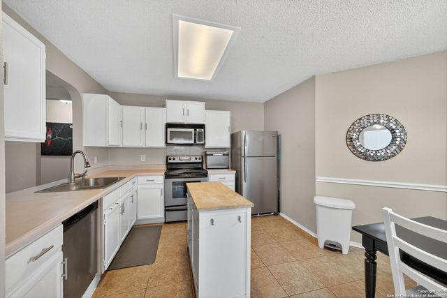 7718 Rimhurst, San Antonio, TX 78250