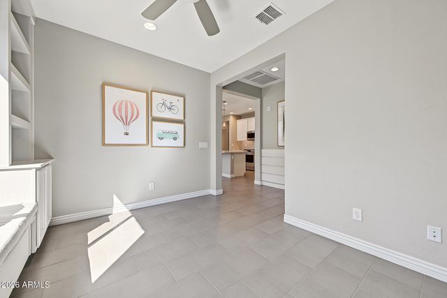 8918 W VERMONT Avenue, Glendale, AZ 85305