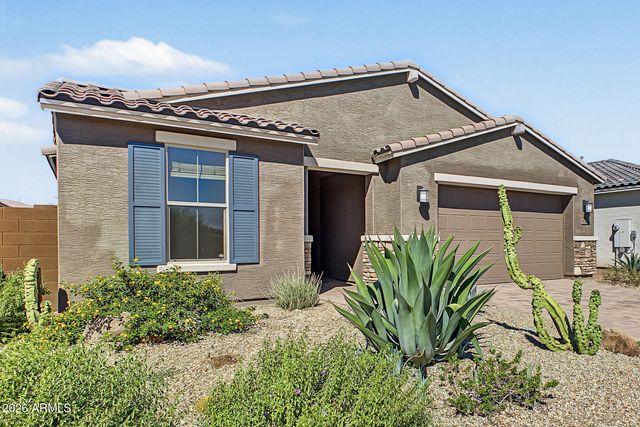 8918 W VERMONT Avenue, Glendale, AZ 85305