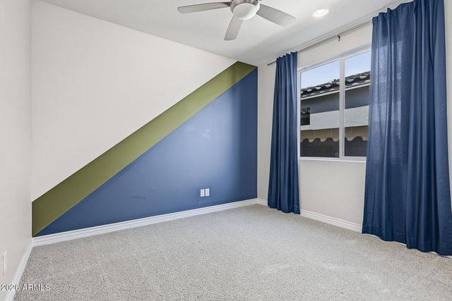 8918 W VERMONT Avenue, Glendale, AZ 85305