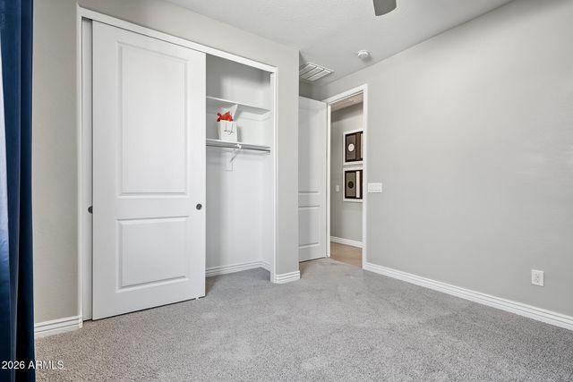 8918 W VERMONT Avenue, Glendale, AZ 85305