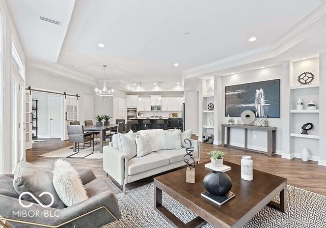 7044 Yosemite Drive, Zionsville, IN 46077