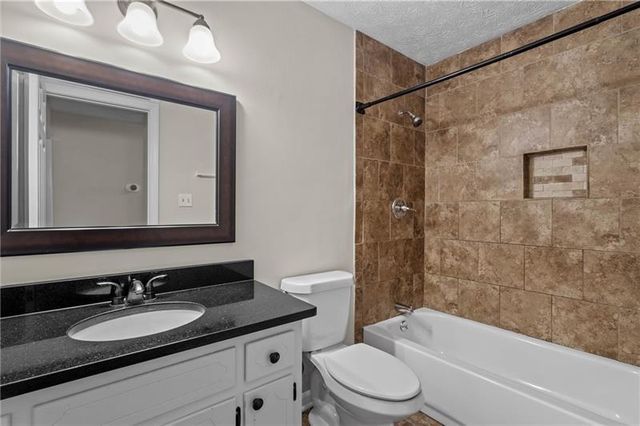 2400 Salem NE Drive, Marietta, GA 30062