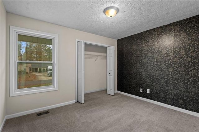 2400 Salem NE Drive, Marietta, GA 30062