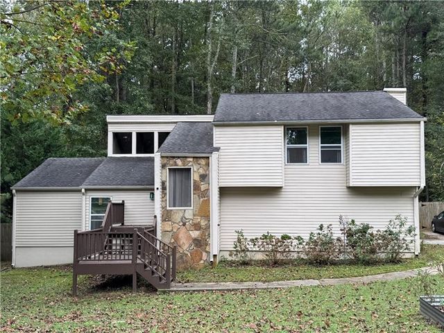 2400 Salem NE Drive, Marietta, GA 30062