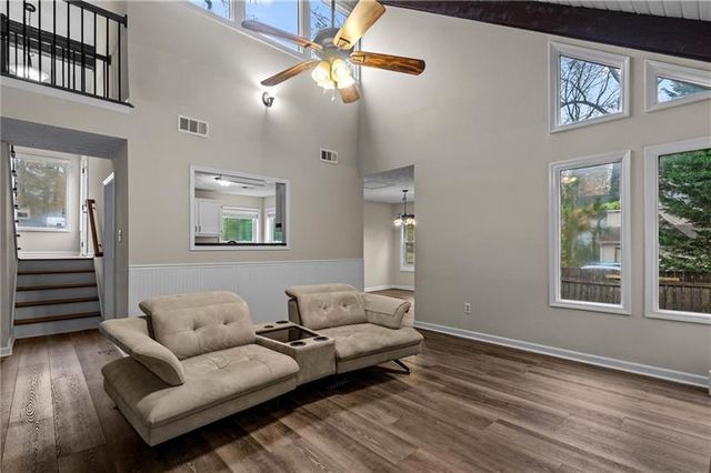 2400 Salem NE Drive, Marietta, GA 30062