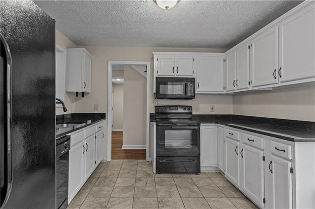 2400 Salem NE Drive, Marietta, GA 30062