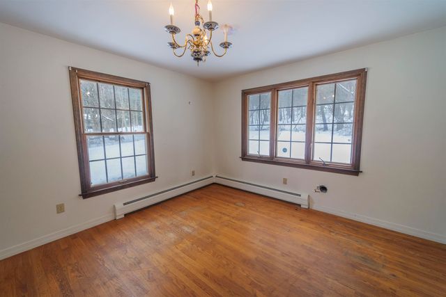 198 Hillcrest Terrace, Brattleboro, VT 05301