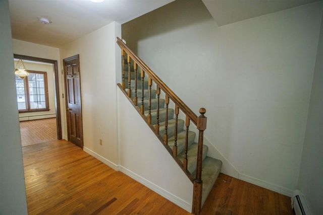 198 Hillcrest Terrace, Brattleboro, VT 05301