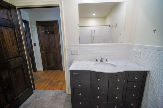 198 Hillcrest Terrace, Brattleboro, VT 05301