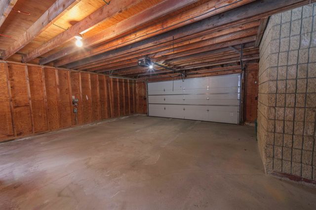 198 Hillcrest Terrace, Brattleboro, VT 05301