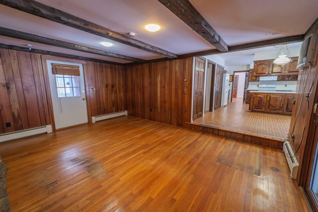 198 Hillcrest Terrace, Brattleboro, VT 05301