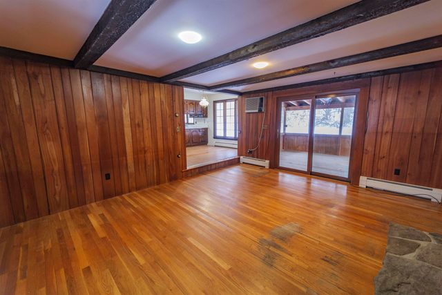 198 Hillcrest Terrace, Brattleboro, VT 05301