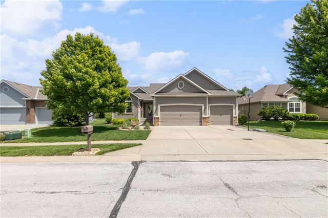 501 Briar Lane, Kearney, MO 64060
