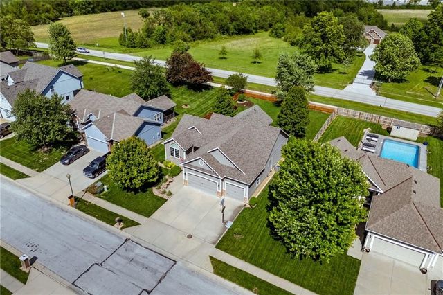 501 Briar Lane, Kearney, MO 64060