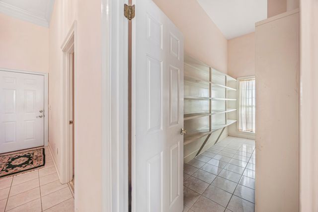 815 Choctaw Lane, Shalimar, FL 32579