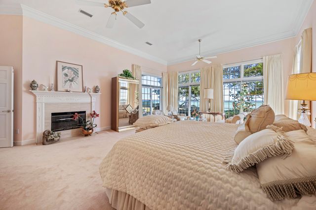 815 Choctaw Lane, Shalimar, FL 32579