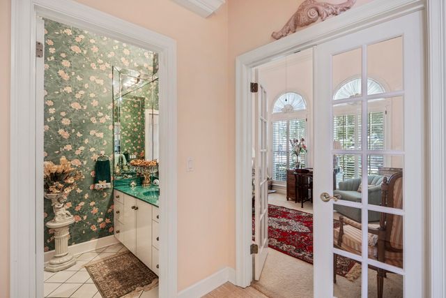 815 Choctaw Lane, Shalimar, FL 32579