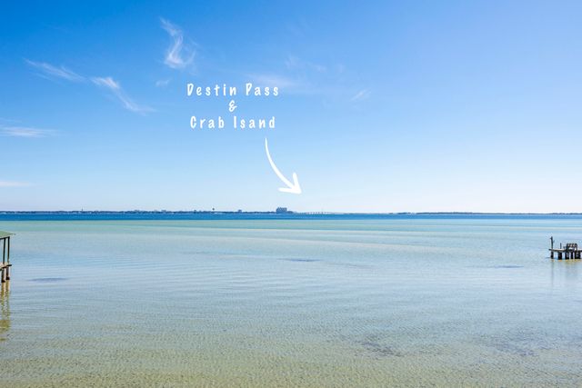 815 Choctaw Lane, Shalimar, FL 32579