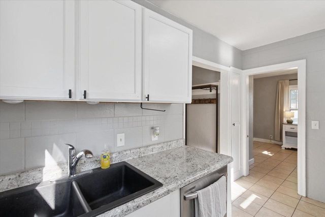 806 Blaine Avenue, Janesville, WI 53545