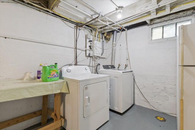 806 Blaine Avenue, Janesville, WI 53545