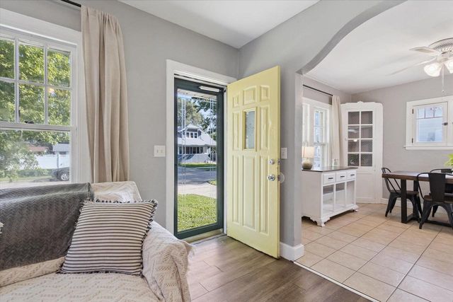 806 Blaine Avenue, Janesville, WI 53545