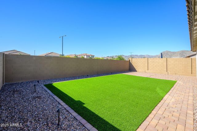 19627 W BADGETT Lane, Litchfield Park, AZ 85340