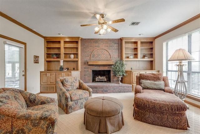 10116 Thompson Avenue, Yukon, OK 73099