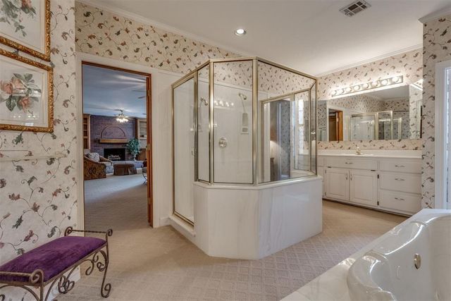 10116 Thompson Avenue, Yukon, OK 73099