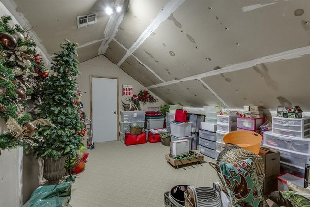 10116 Thompson Avenue, Yukon, OK 73099